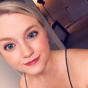 Meet your Posher, Lydia